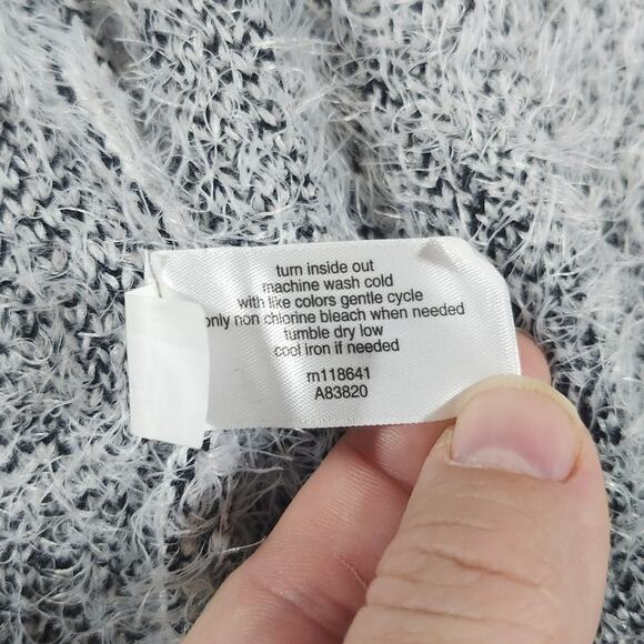 Lane Bryant 14/16 Black White Plaid Fuzzy Knit Open Front Cozy Fall Cardigan - Picture 8 of 8